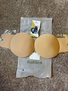 HALARA Strapless Adhesive Sticky Bra in Beige
